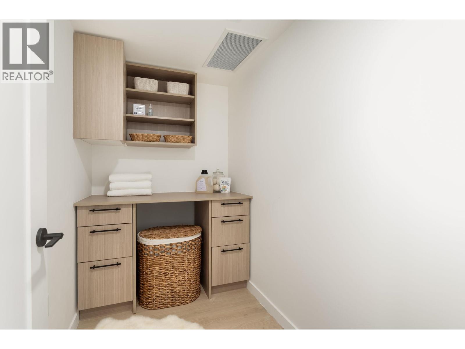 197 W King Edward Ave Street, Vancouver, British Columbia  V5Y 4B4 - Photo 27 - R3072547