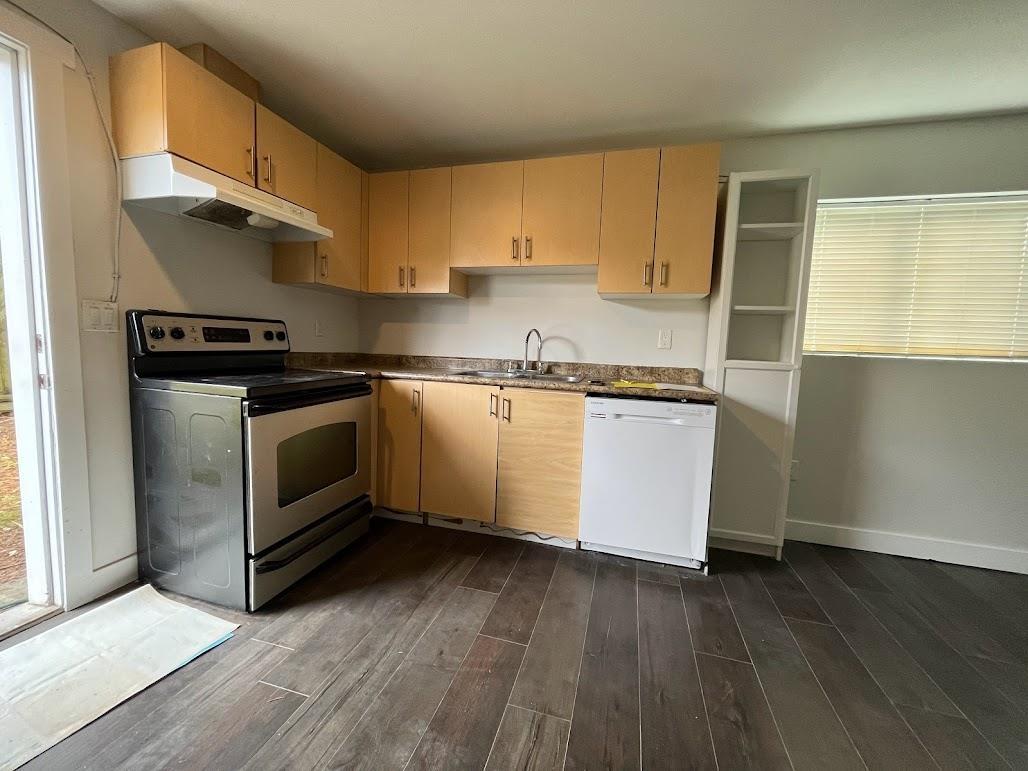 Suite East 14906 92 Avenue, Surrey, British Columbia  V3R 1C1 - Photo 2 - R3072573