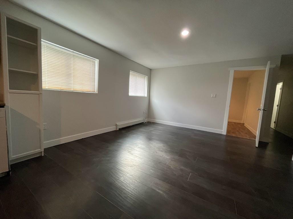 Suite East 14906 92 Avenue, Surrey, British Columbia  V3R 1C1 - Photo 3 - R3072573