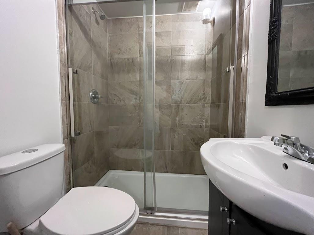 Suite East 14906 92 Avenue, Surrey, British Columbia  V3R 1C1 - Photo 8 - R3072573