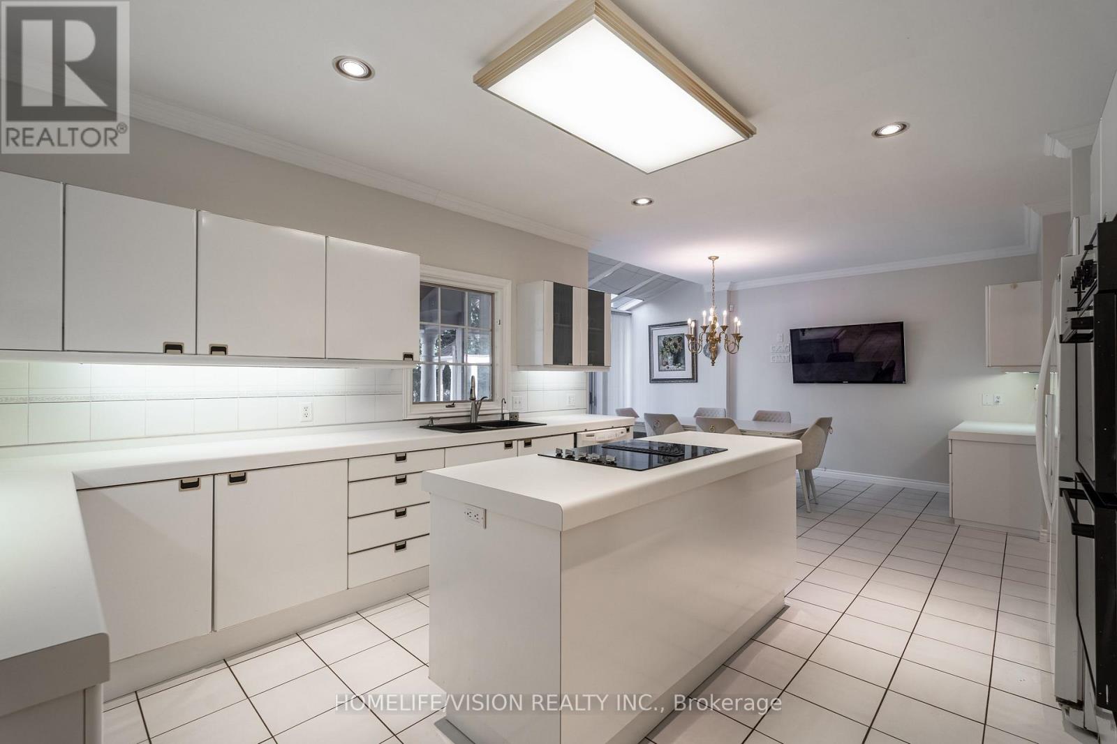 15 Daffodil Avenue, Markham, Ontario  L3T 1N2 - Photo 18 - N12604612