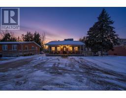 56 YONGE STREET S, Springwater, Ontario