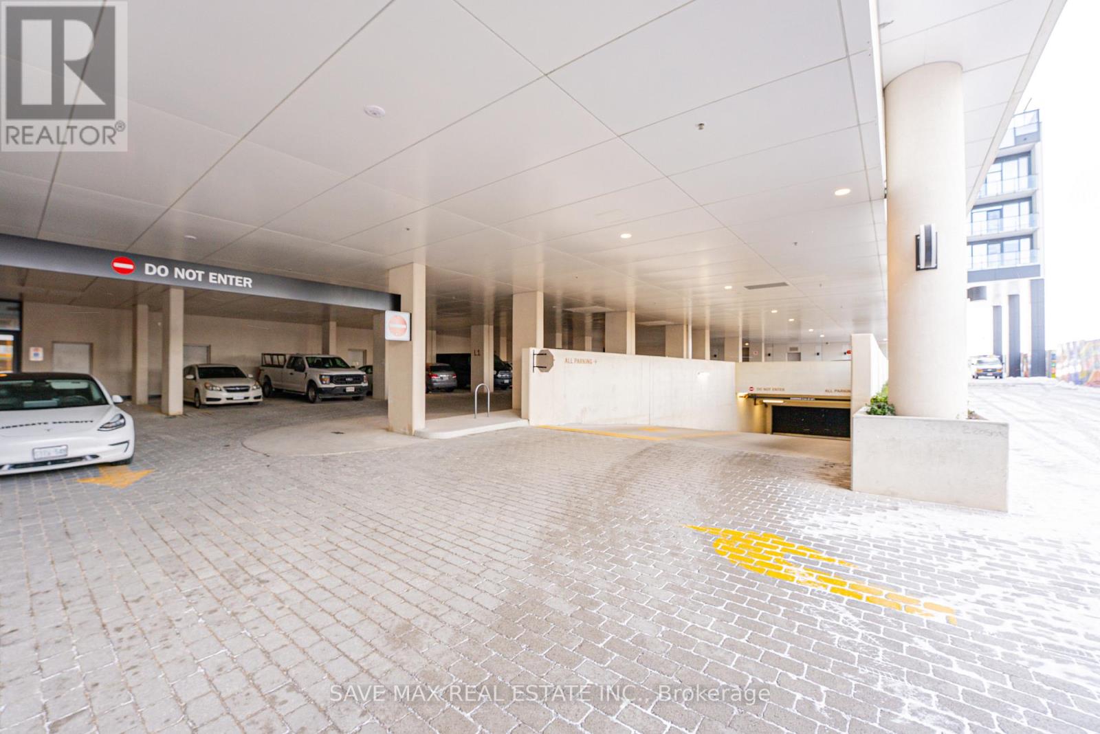 2805 - 395 Square One Drive, Mississauga, Ontario  L5B 0P6 - Photo 32 - W12597988