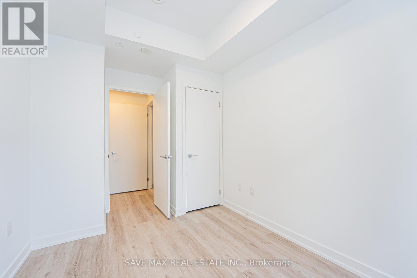 2805 - 395 Square One Drive, Mississauga, Ontario  L5B 0P6 - Photo 20 - W12597988