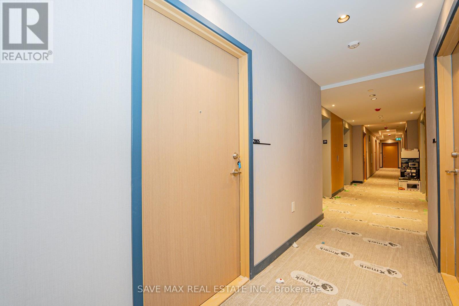 2805 - 395 Square One Drive, Mississauga, Ontario  L5B 0P6 - Photo 6 - W12597988