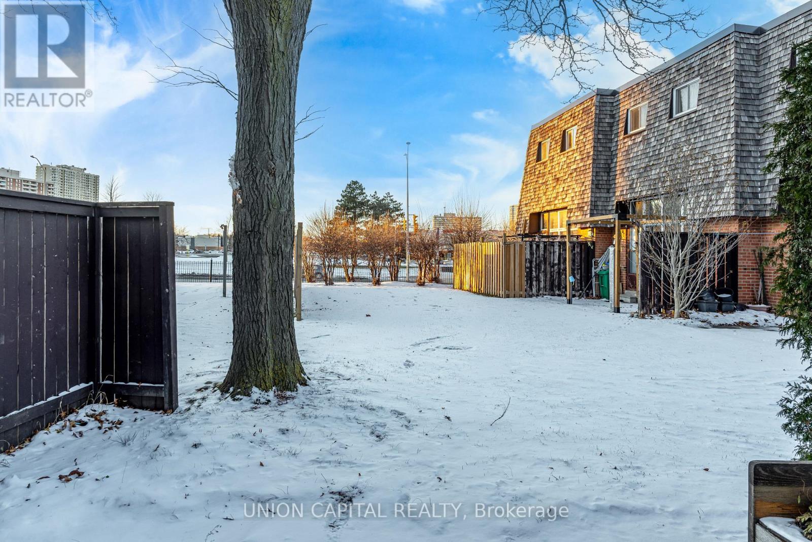 9 Briar Path, Brampton, Ontario  L6T 2A2 - Photo 40 - W12605924