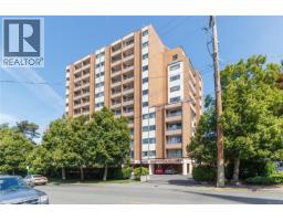 809 1630 Quadra St Sandpiper