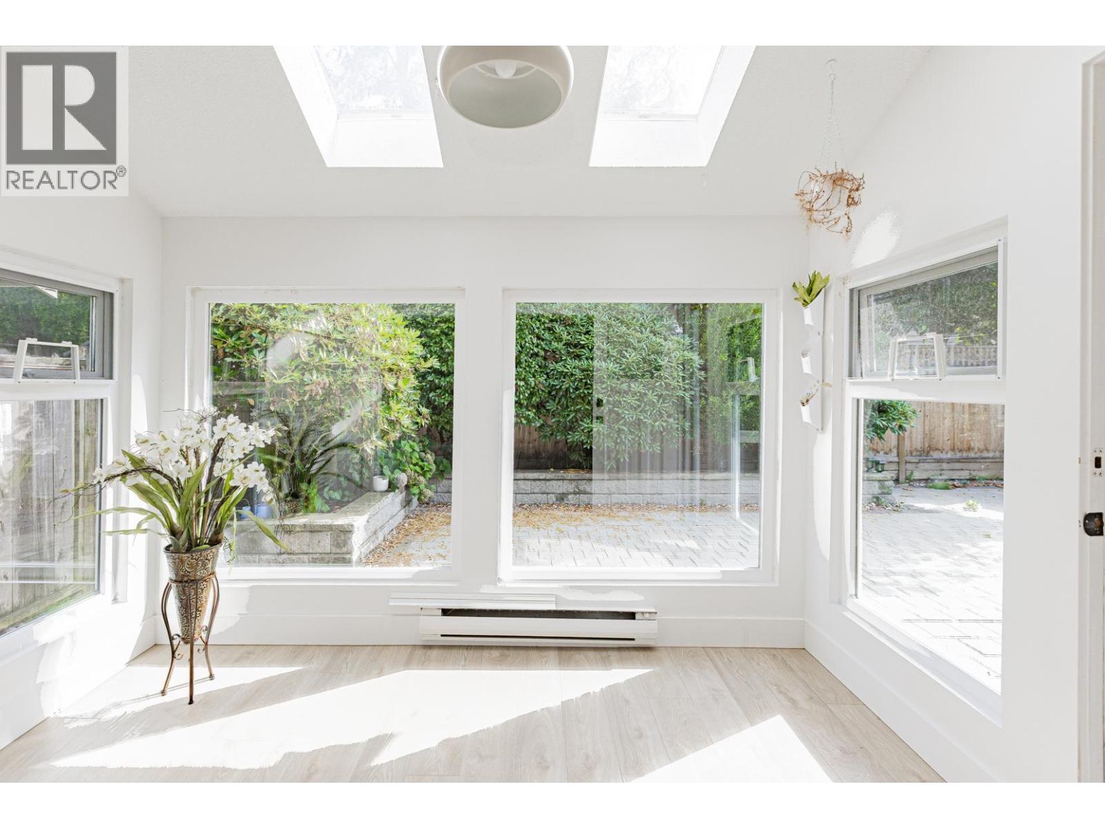 6220 Garnet Drive, Richmond, British Columbia  V7C 5B5 - Photo 10 - R3054622