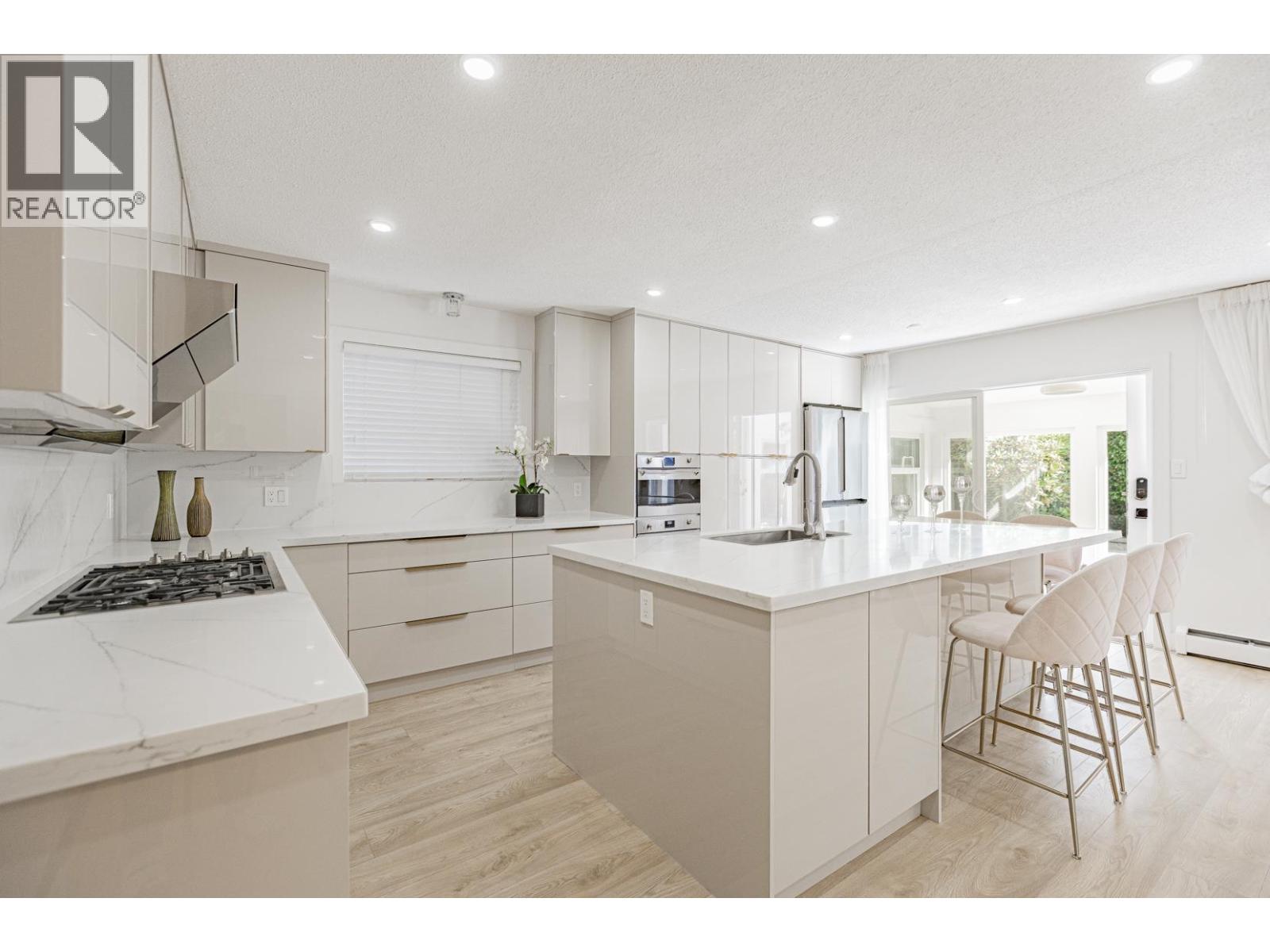 6220 Garnet Drive, Richmond, British Columbia  V7C 5B5 - Photo 6 - R3054622