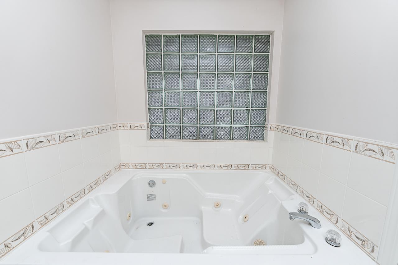 10132 156th Street, Surrey, British Columbia  V3R 4L5 - Photo 16 - R3072552