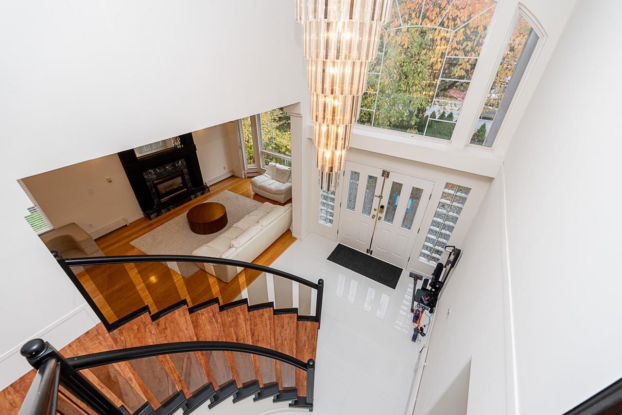 10132 156th Street, Surrey, British Columbia  V3R 4L5 - Photo 11 - R3072552