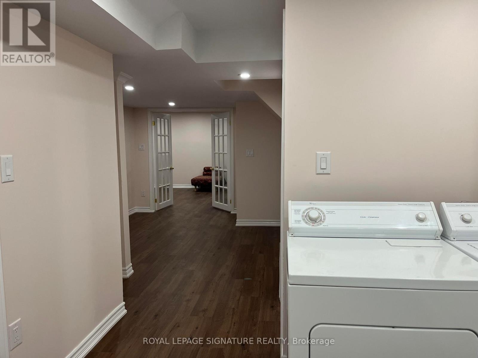 Bsmt - 2304 Bankside Drive, Mississauga, Ontario  L5M 6E1 - Photo 4 - W12540398