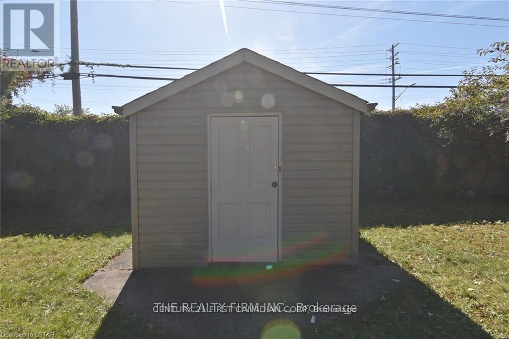 65 Irving Place, London East, Ontario  N5V 2H6 - Photo 21 - X12584732