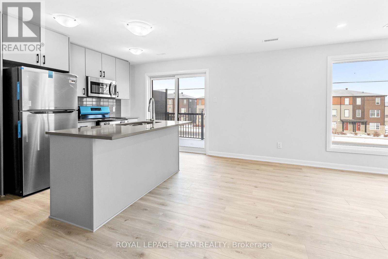 1203 Creekway Private, Ottawa, Ontario  K2T 0T1 - Photo 8 - X12604892