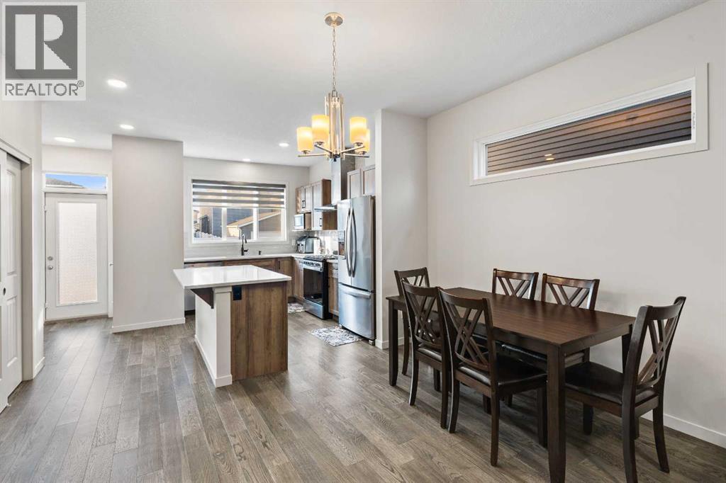 105 Chelsea Glen, Chestermere, Alberta  T1X 2P4 - Photo 10 - A2265301