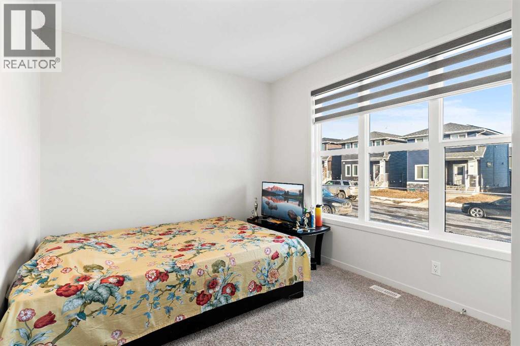 105 Chelsea Glen, Chestermere, Alberta  T1X 2P4 - Photo 6 - A2265301