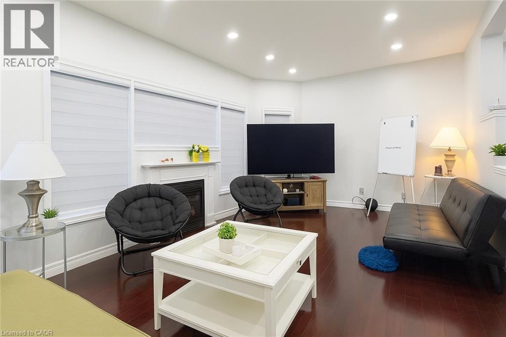 235 Pineland Court Unit# Upper, Waterloo, Ontario  N2T 2S3 - Photo 6 - 40791923