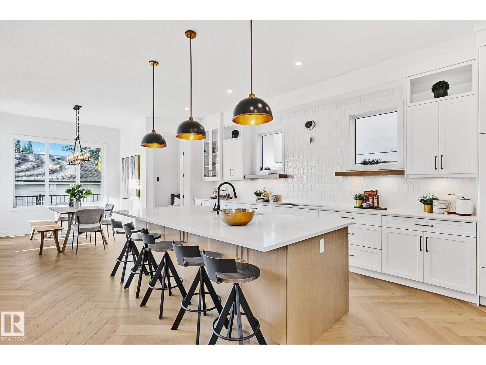 10404 70 St Nw, Edmonton, Alberta  T6A 2T6 - Photo 10 - E4467576