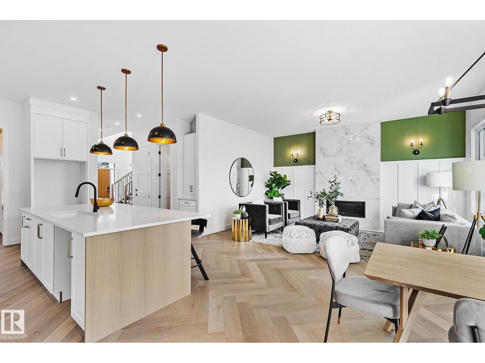 10404 70 St Nw, Edmonton, Alberta  T6A 2T6 - Photo 9 - E4467576