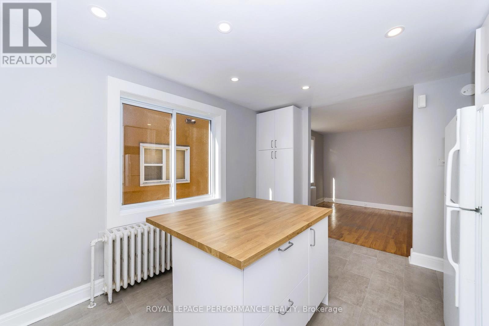 A - 17 Springfield Road, Ottawa, Ontario  K1M 1C8 - Photo 11 - X12606614