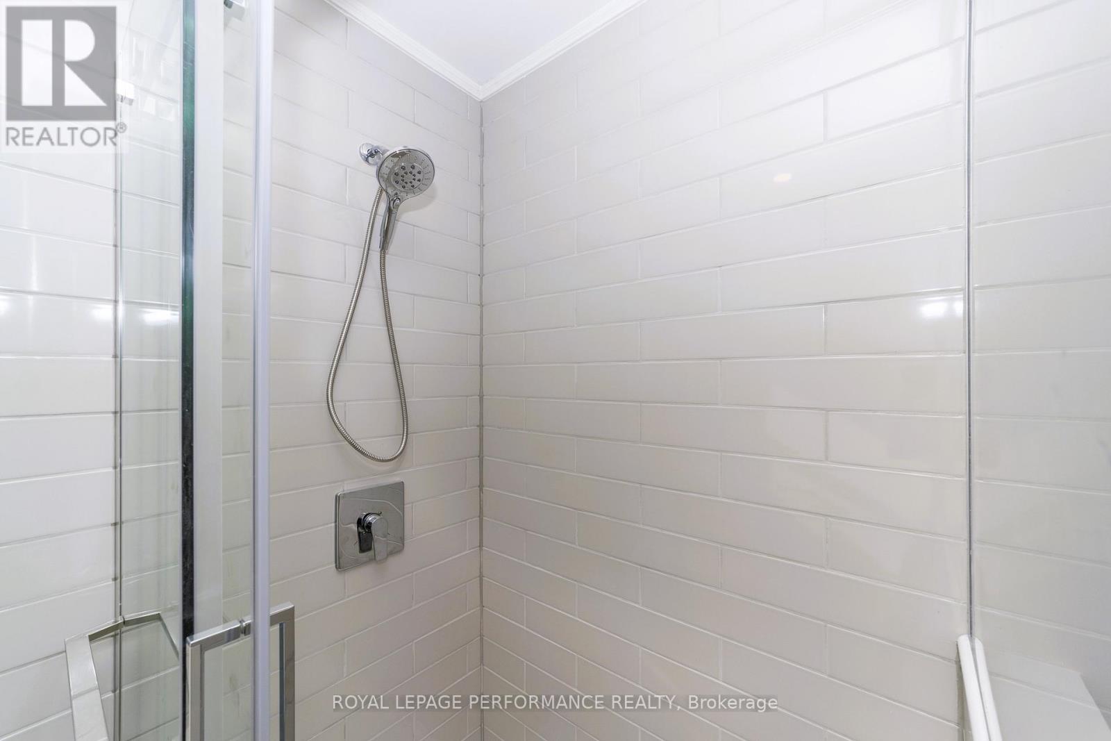 A - 17 Springfield Road, Ottawa, Ontario  K1M 1C8 - Photo 18 - X12606614