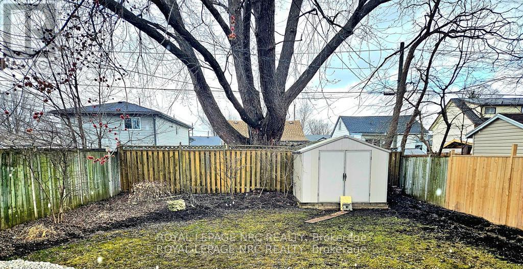 6191 Cadham Street, Niagara Falls, Ontario  L2G 3A3 - Photo 5 - X12606552