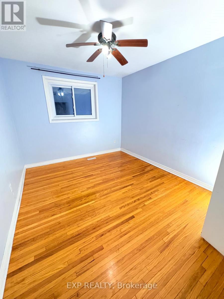 Upper Unit - 60 Seacliff Boulevard, Toronto, Ontario M9L 2G4 - Photo 41 - W12517888