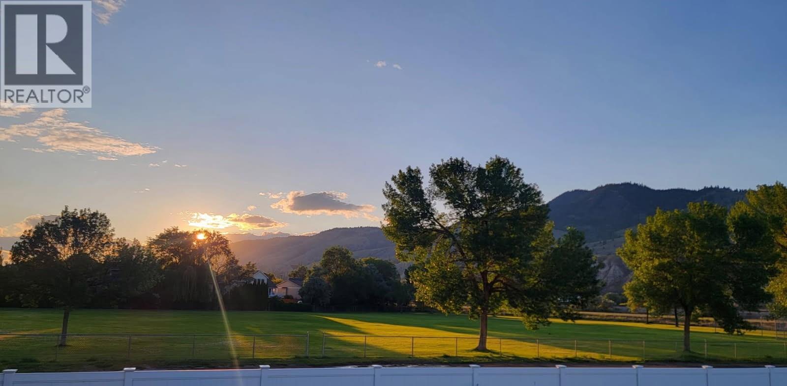 5764 Todd Hill Crescent, Kamloops, British Columbia  V2C 4X8 - Photo 13 - 10370751