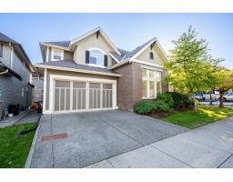<div class="price">$1,574,900</div> 20840 69 Avenue, Langley<br><div style="margin-bottom:8px;"><small>Stonehaus Realty Corp.</small></div><div class='bed_bath'>5 Bed | 4 Bath</div>