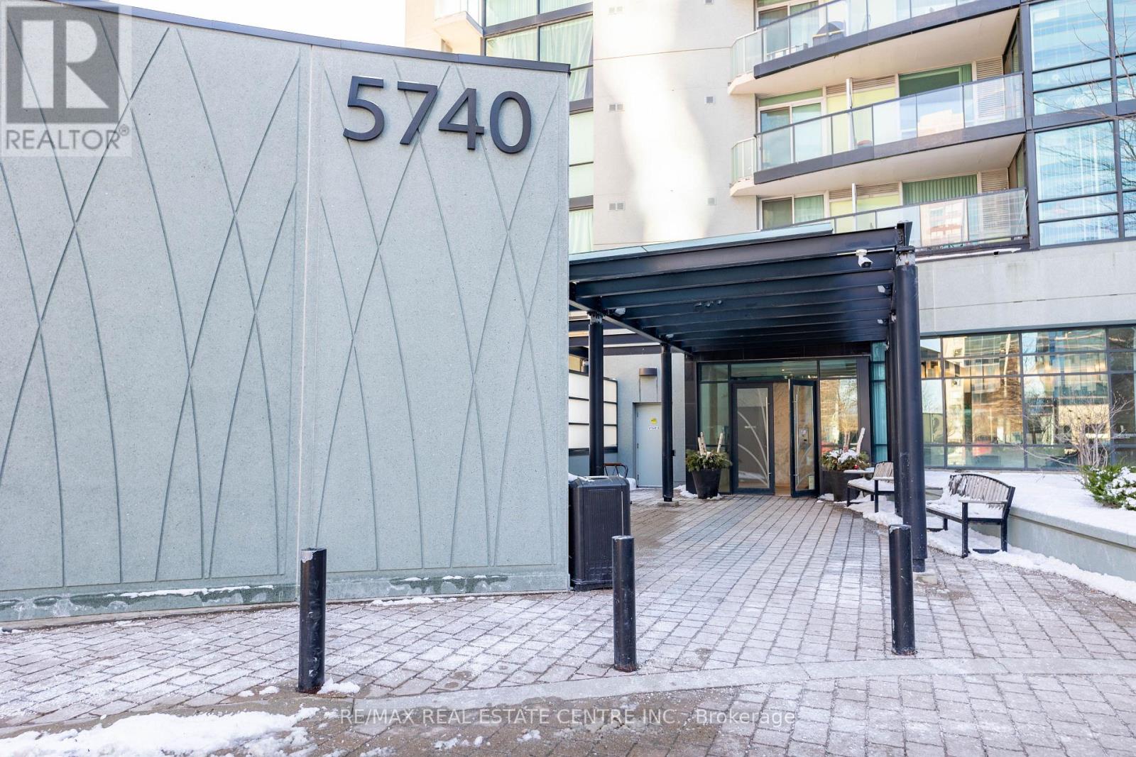 1910 - 5740 Yonge Street, Toronto, Ontario  M2M 0B1 - Photo 3 - C12606564
