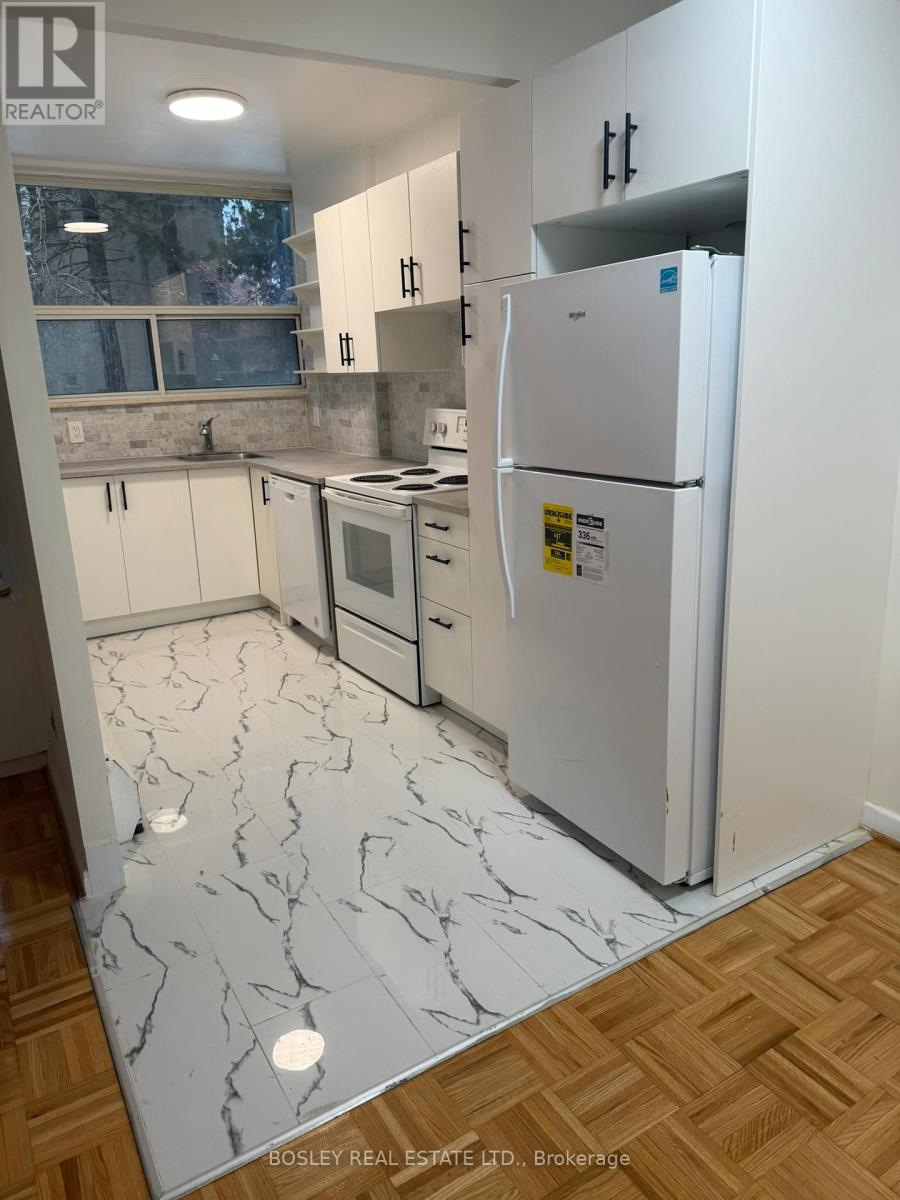 1c - 4 Deer Park Crescent, Toronto, Ontario  M4V 2C3 - Photo 2 - C12606596