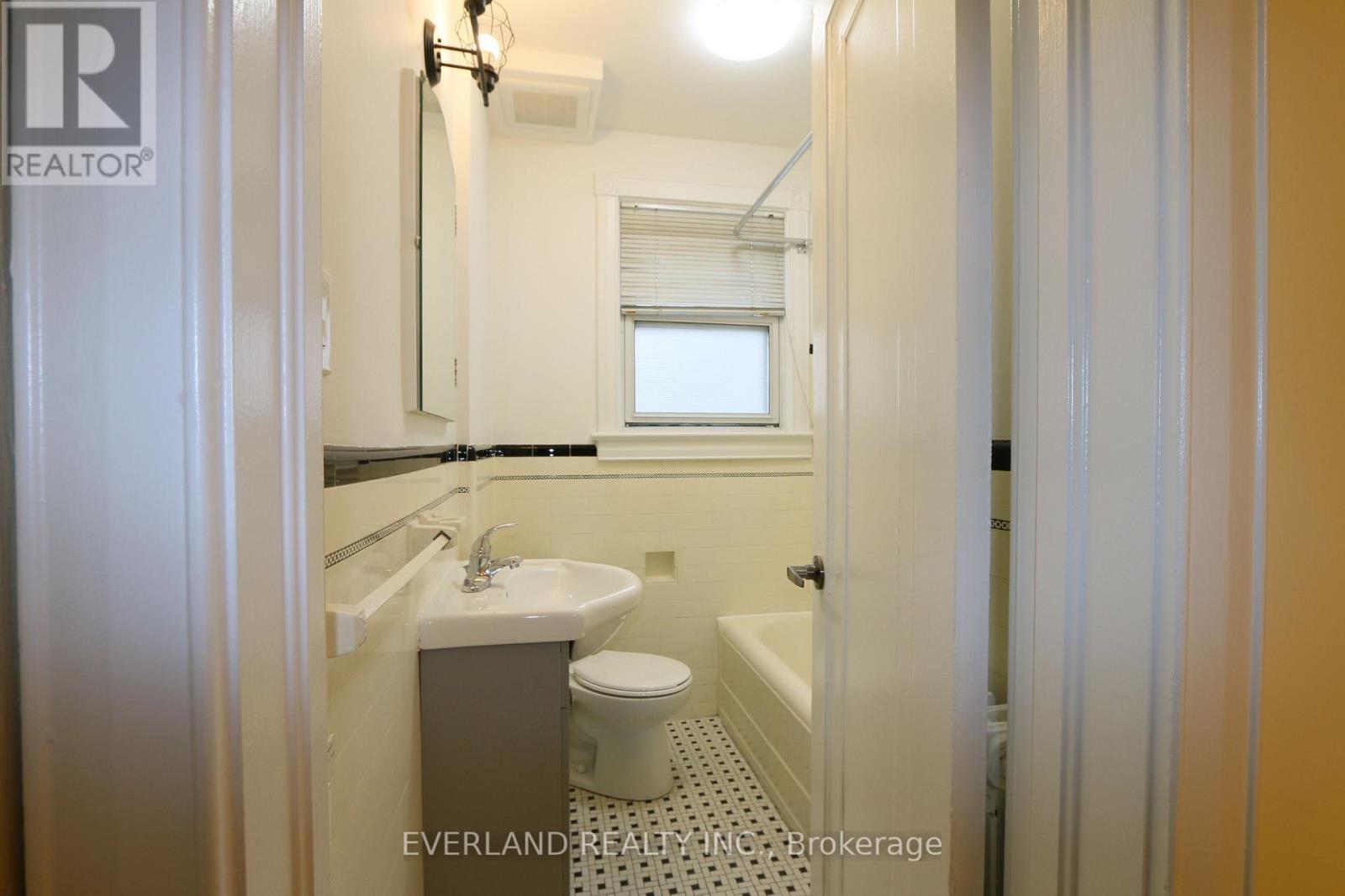 202 - 1753 Bayview Avenue, Toronto, Ontario M4G 3C5 - Photo 22 - C12606606
