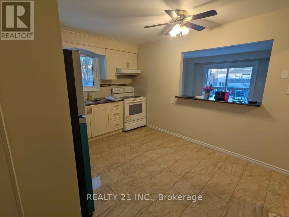 3 - 2 White Abbey Parkway, Toronto, Ontario  M1R 5A1 - Photo 4 - E12606590