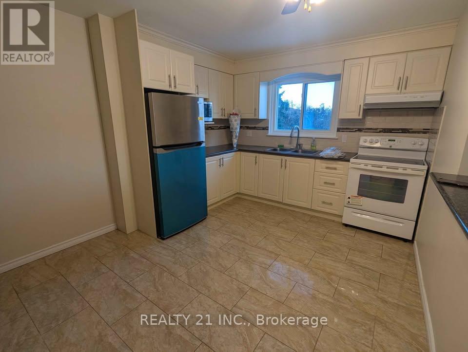 3 - 2 White Abbey Parkway, Toronto, Ontario  M1R 5A1 - Photo 6 - E12606590