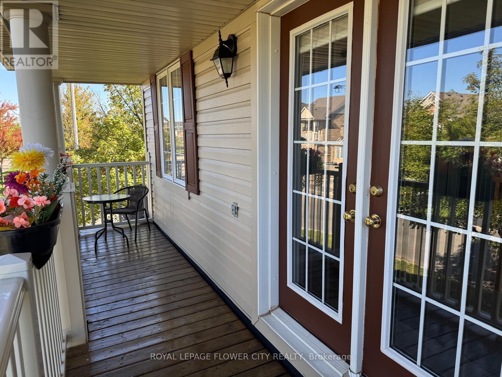 177 Fandango Drive, Brampton, Ontario  L6X 0M1 - Photo 7 - W12593326