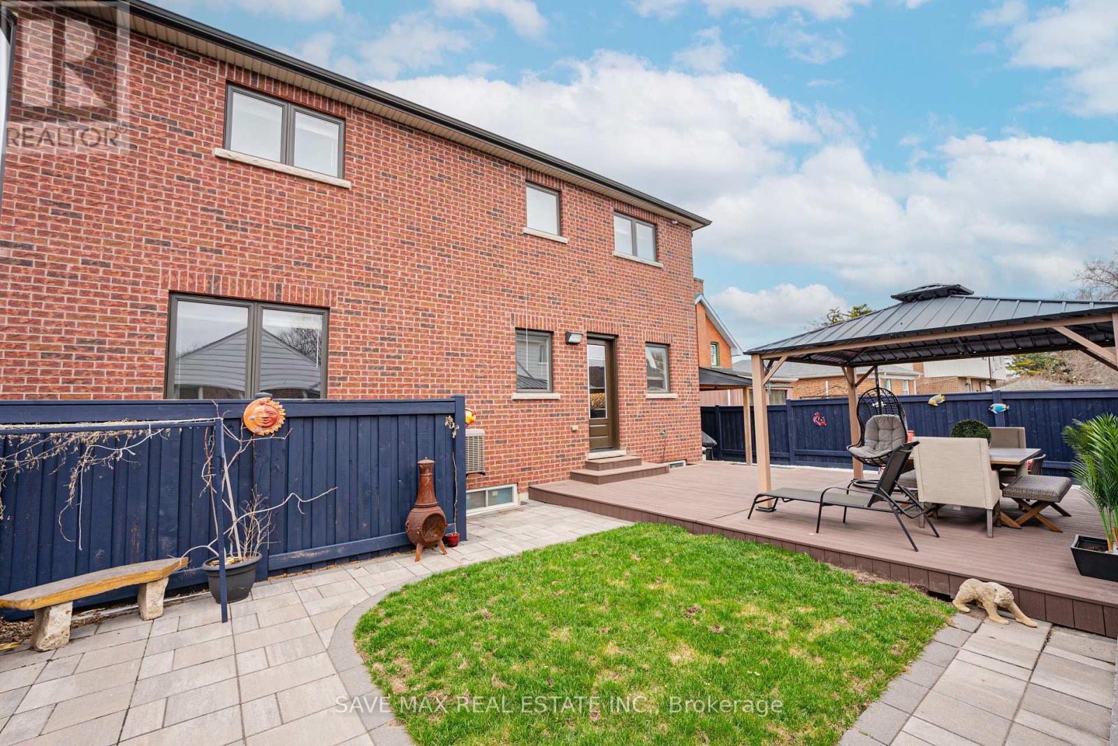 23 Hillcrest Avenue, Brampton, Ontario  L6W 1Y7 - Photo 42 - W12606438