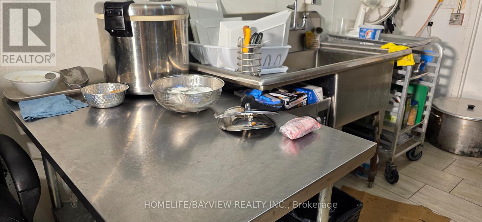 10145 Yonge Street, Richmond Hill, Ontario  L4C 1T5 - Photo 19 - N12606600