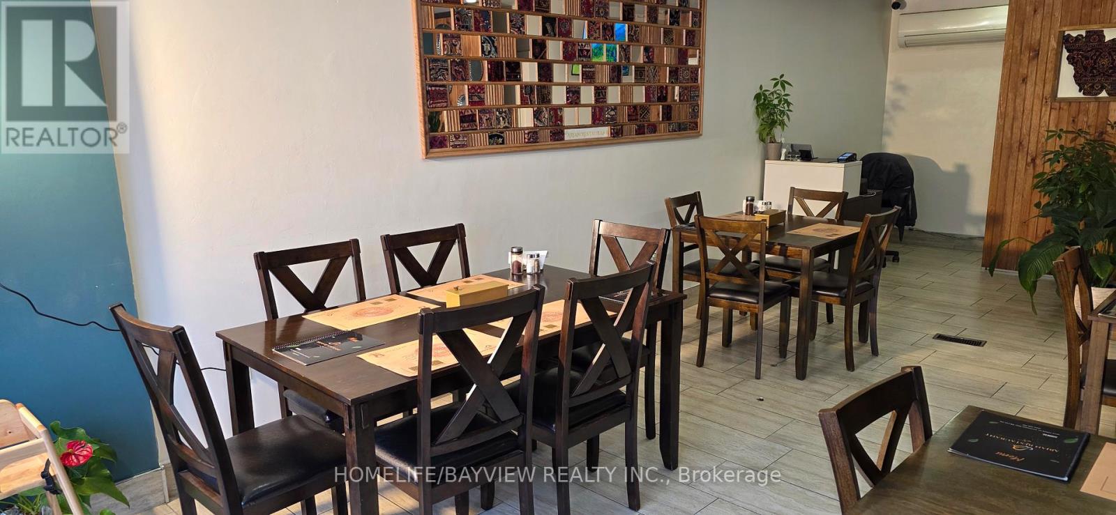 10145 Yonge Street, Richmond Hill, Ontario  L4C 1T5 - Photo 4 - N12606600