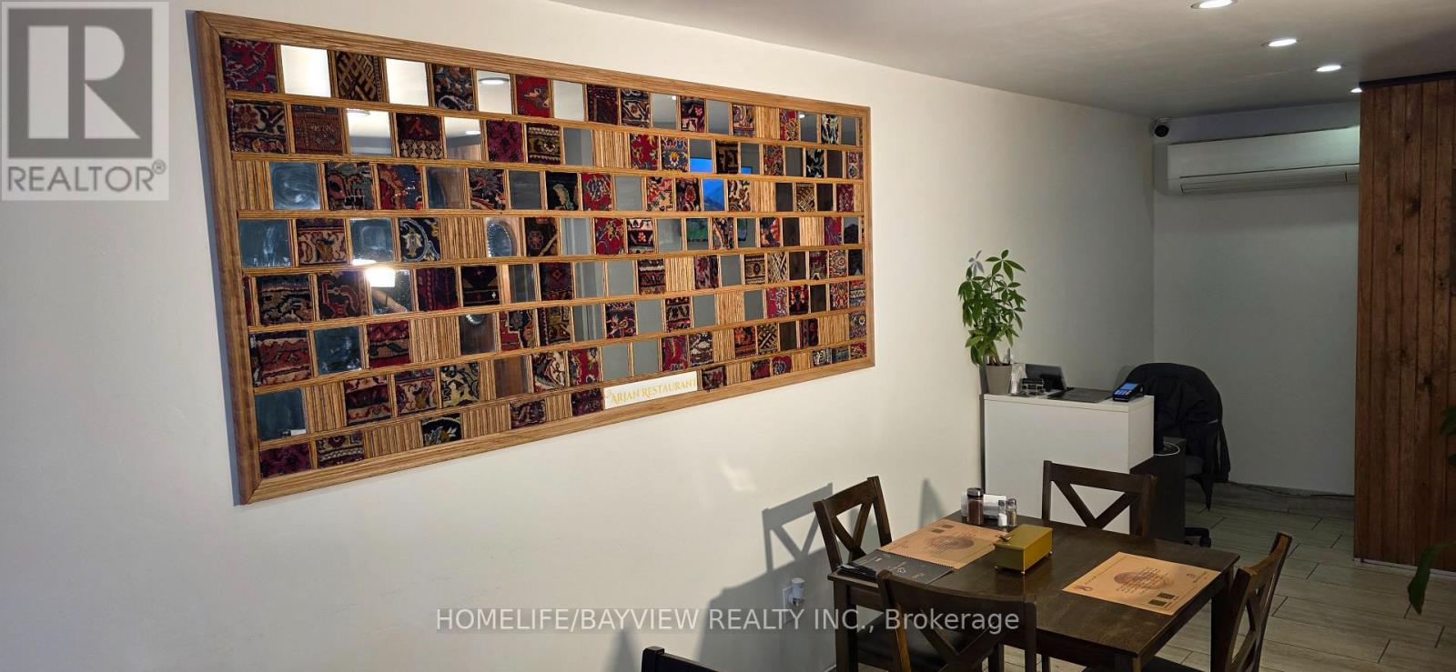 10145 Yonge Street, Richmond Hill, Ontario  L4C 1T5 - Photo 8 - N12606600