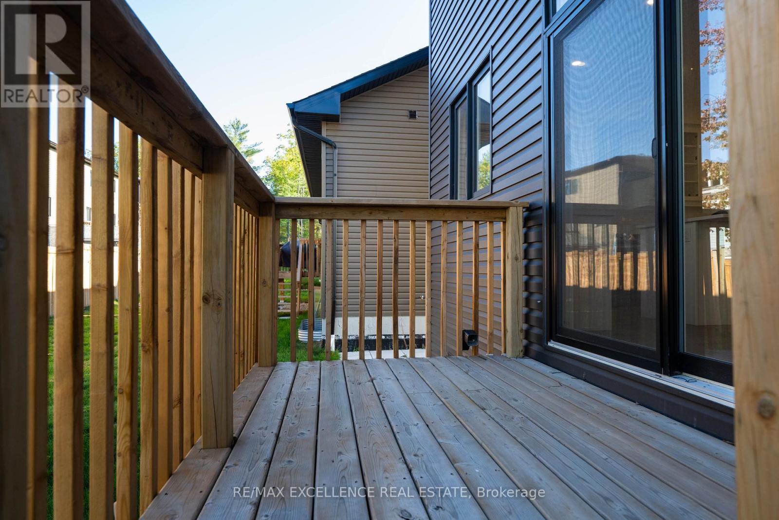 91 Berkely Street, Wasaga Beach, Ontario  L9Z 2N6 - Photo 33 - S12606570