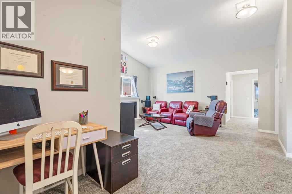 178 Buckskin Way, Cochrane, Alberta  T4C 2R7 - Photo 22 - A2261663