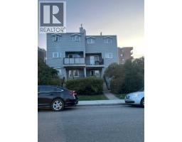 6, 1909 28 Street SW Killarney/Glengarry