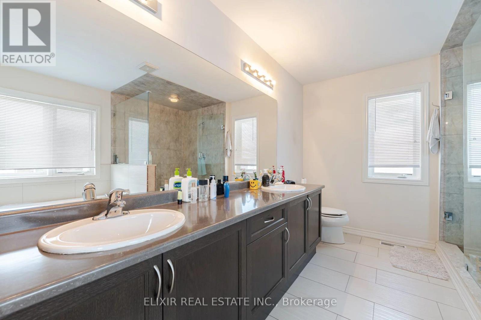 59 Lola Crescent, Brampton, Ontario L7A 4J8 - Photo 21 - W12606562