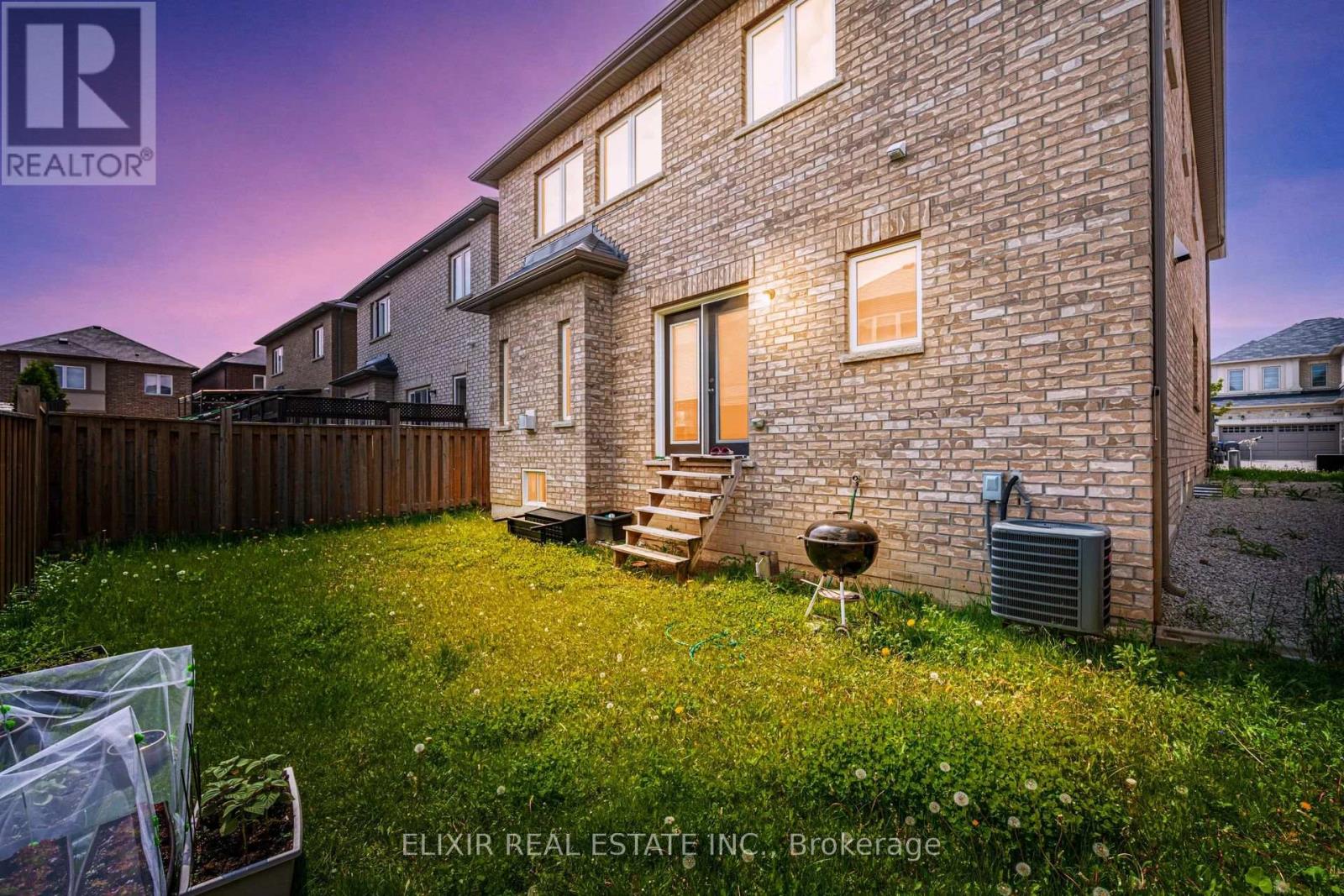 59 Lola Crescent, Brampton, Ontario L7A 4J8 - Photo 34 - W12606562