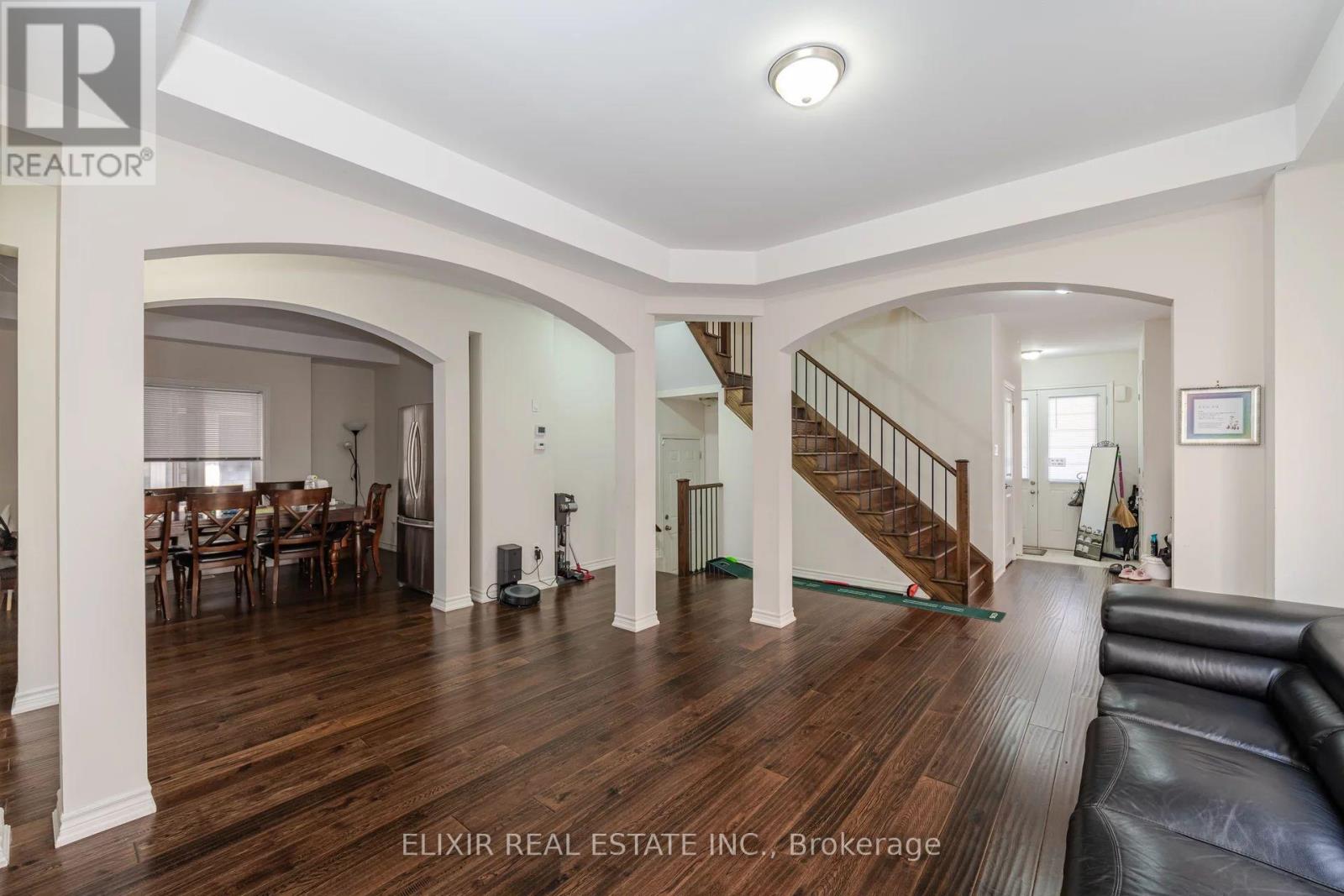 59 Lola Crescent, Brampton, Ontario L7A 4J8 - Photo 7 - W12606562