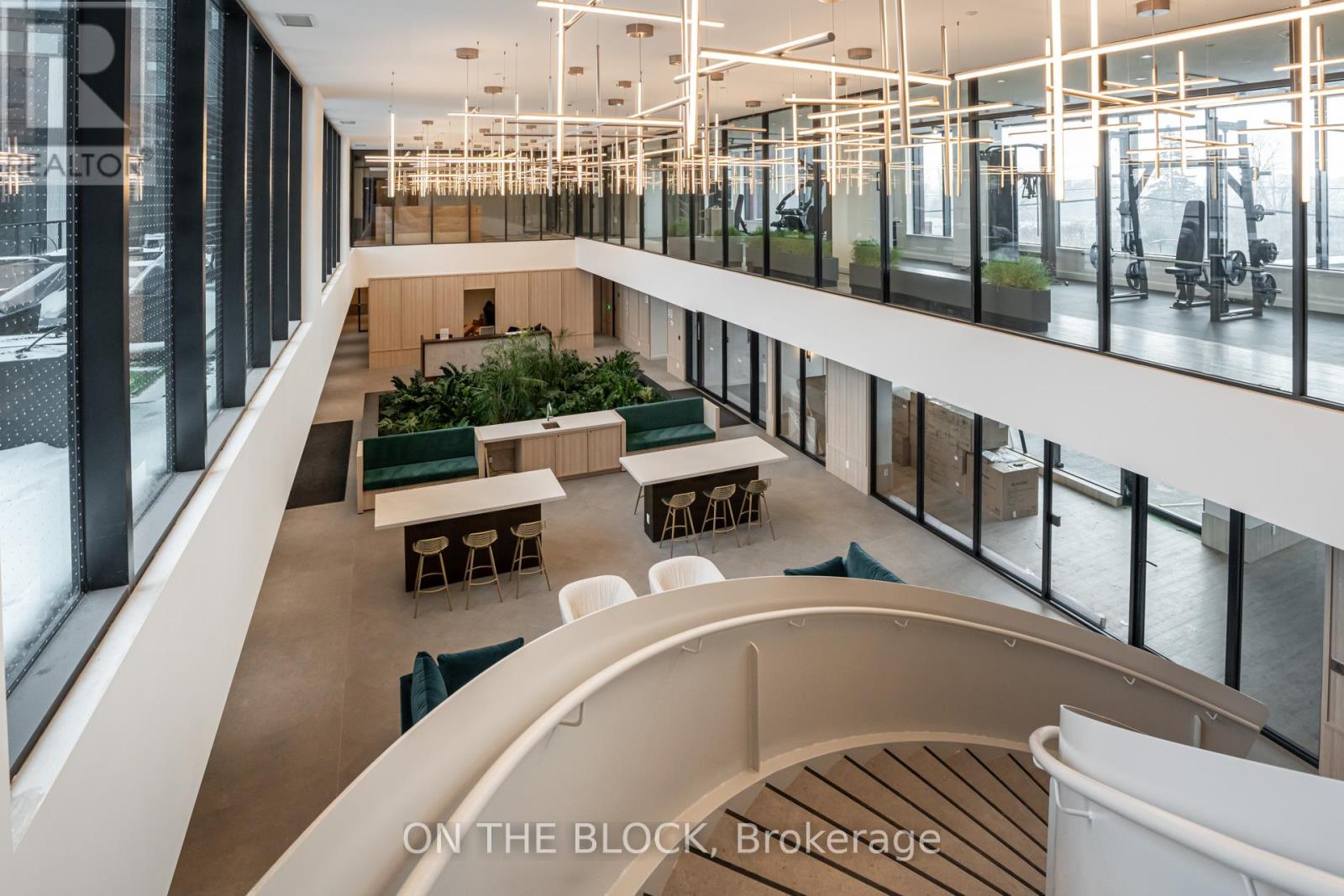 507 - 3071 Trafalgar Road, Oakville, Ontario  L6H 8C6 - Photo 5 - W12606618