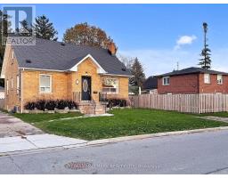 1 ANDREW AVENUE, Toronto, Ontario