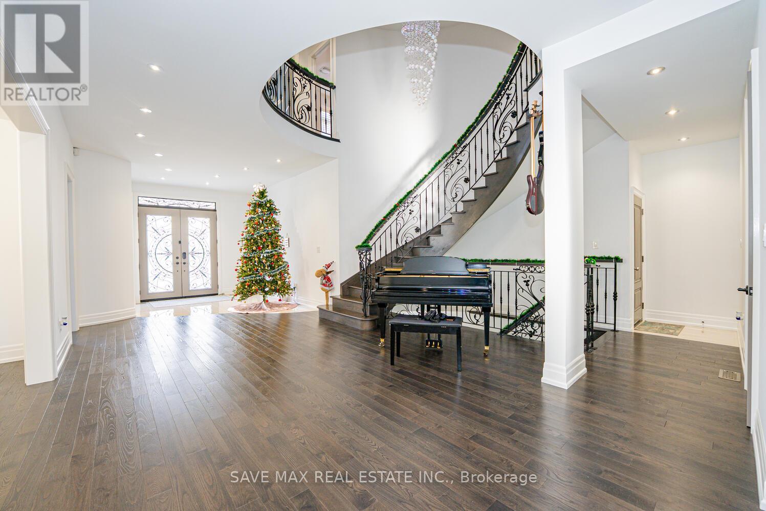 23 Hillcrest Avenue, Brampton, Ontario  L6W 1Y7 - Photo 45 - W12606438