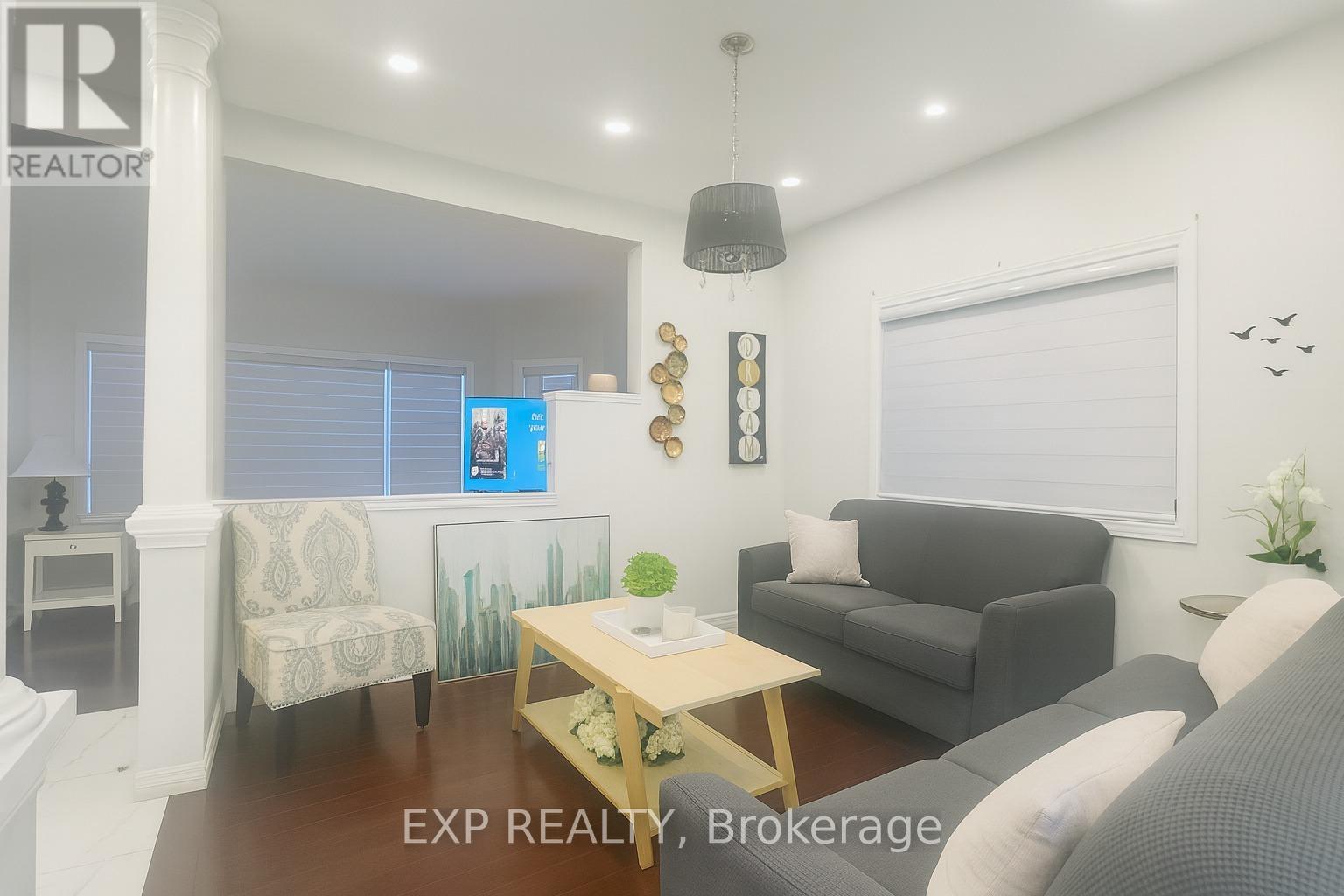 Upper - 235 Pineland Court, Waterloo, Ontario  N2T 2S3 - Photo 4 - X12598976