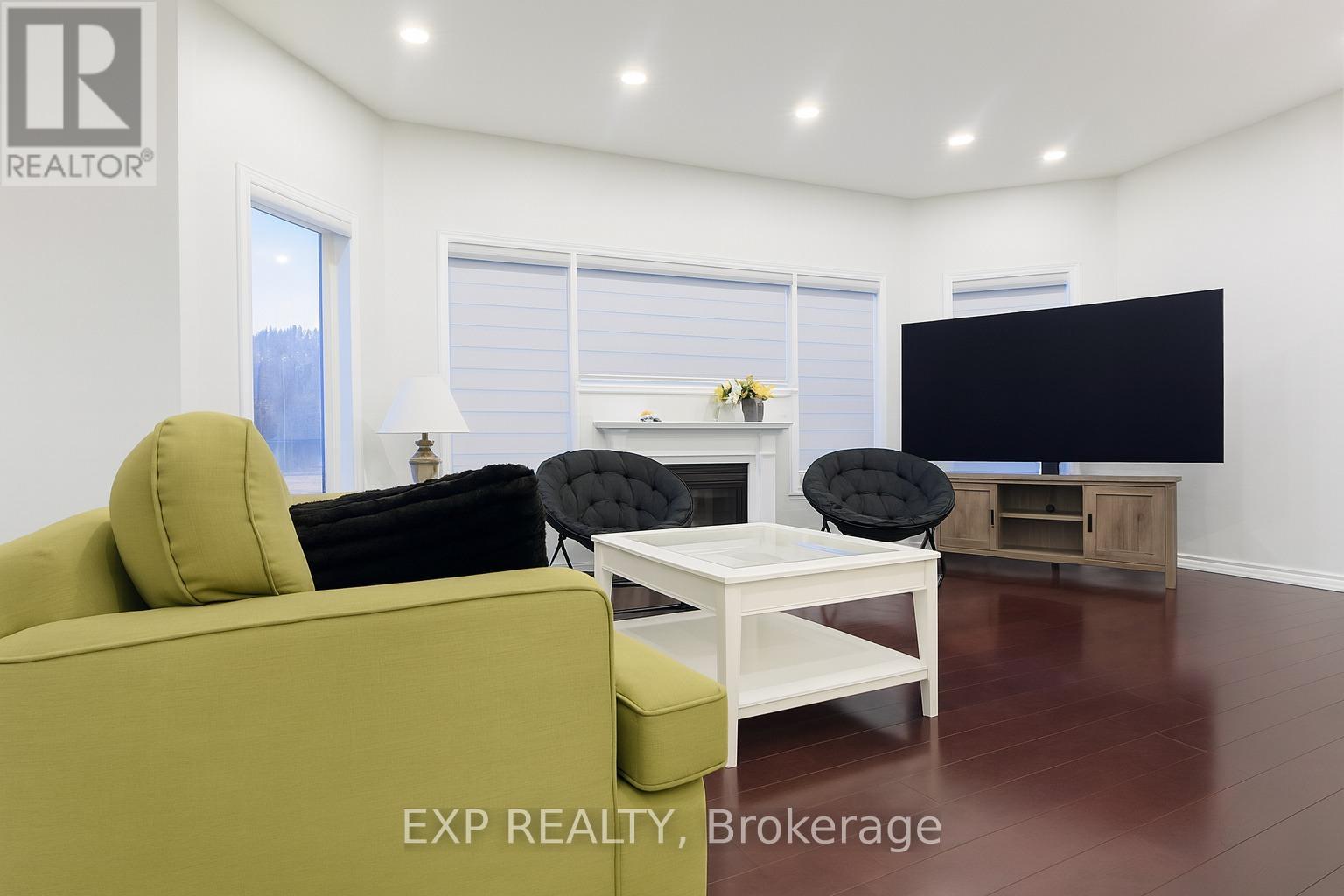 Upper - 235 Pineland Court, Waterloo, Ontario  N2T 2S3 - Photo 6 - X12598976